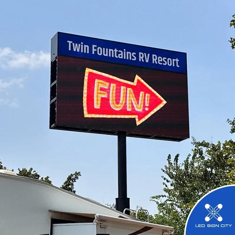 Twin Fountains RV Resort single pole LED sign